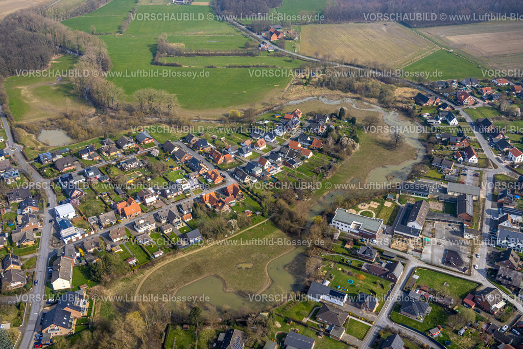 Lippetal240306989Lippborg | Luftbild, Ortsansicht und Wohngebiet Hasley, Flussmäander Quabbe, Lippborg, Lippetal, Nordrhein-Westfalen, Deutschland
