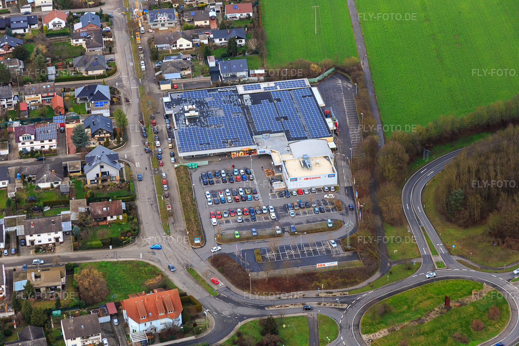 Luftbild: EDEKA Kissel SBK Kandel in Kandel im Bundesland Rheinland-Pfalz in Deutschland. Foto: IMG_085947.jpg vom 08.01.2016 durch Werner Riehm/FLY-FOTO.deEDEKA Kissel SBK - Kandel | Edeka Kissel SBK