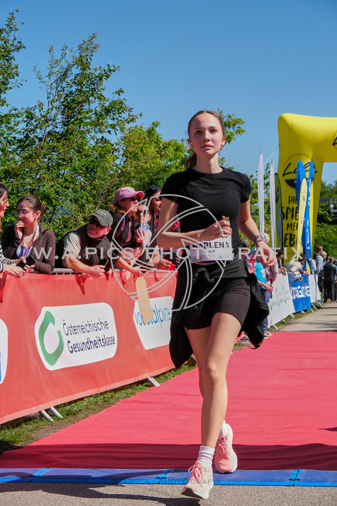 ..... | LINZ,AUSTRIA,27.April 24, Int. 3 Brückenlauf Linz  , Image shows: Photo: WAPICS / Michael ring