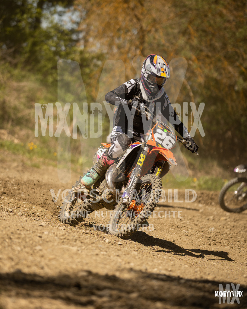 866A5084 | mxndyyvipix