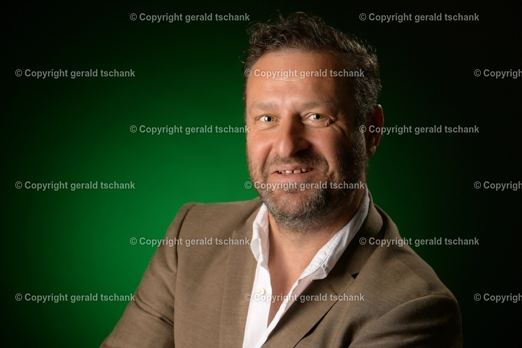 DSC_2143 | Wählen Sie hier bitte Ihr bestes Foto aus, mit diesem Bild wird Ihr Set produziert. Sollten Sie kein Bild wählen oder mehrere suchen wir das Beste aus!
