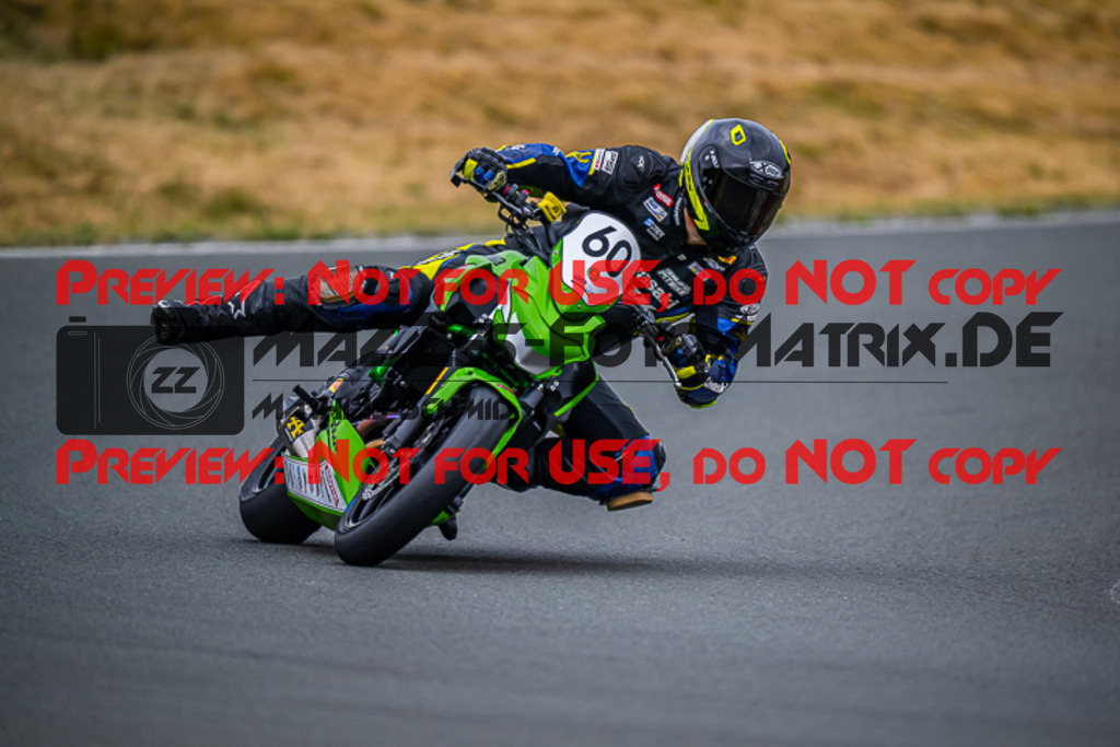 MaZZes_FotoMatrix_220723_1211 | TWIN