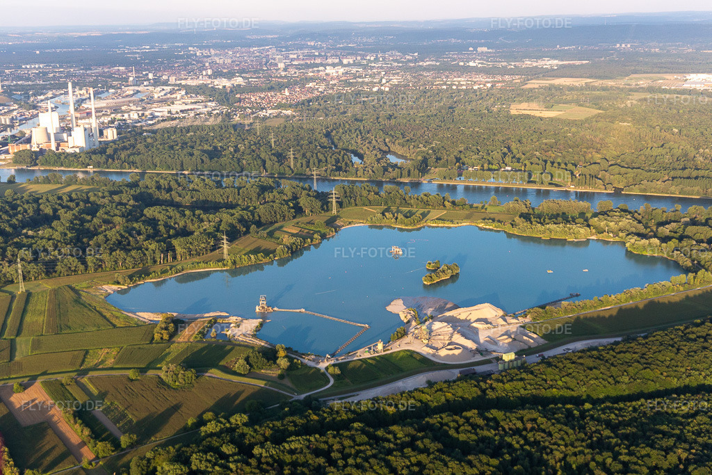 Luftbild: Wolf&Müller Quarzwerke in Hagenbach im Bundesland Rheinland-Pfalz in Deutschland. Foto: IMG_121041.jpg vom 23.07.2020 durch Werner Riehm/FLY-FOTO.de