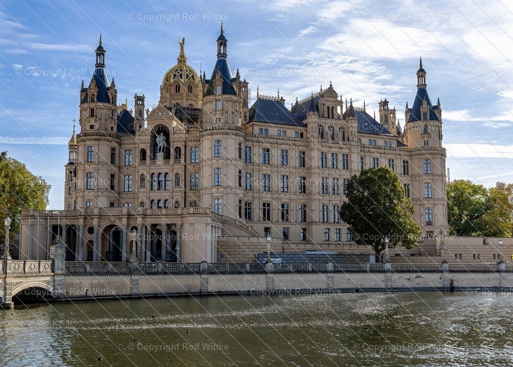 schloss | Rolf Wittke  - Realisiert mit Pictrs.com