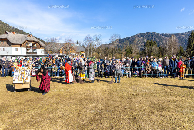 Bärentreiben in Steuerberg | Bildershop von pixelworld.at - Realisiert mit Pictrs.com