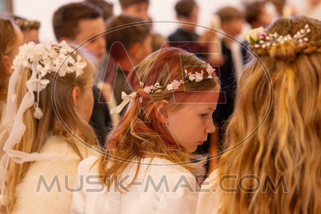 MAE-pic_175 | Der online Fotoshop des Inzeller Fotografen MAE - Marc Anton Eicher. Hier können Sie ihre Fotos und Stockfotos online bestellen als Download oder als Ausdruck, der ihnen bequem nach Hause geschickt wird.
Ihr Marc Anton Eicher - der Inzeller Fotograf - Realisiert mit Pictrs.com