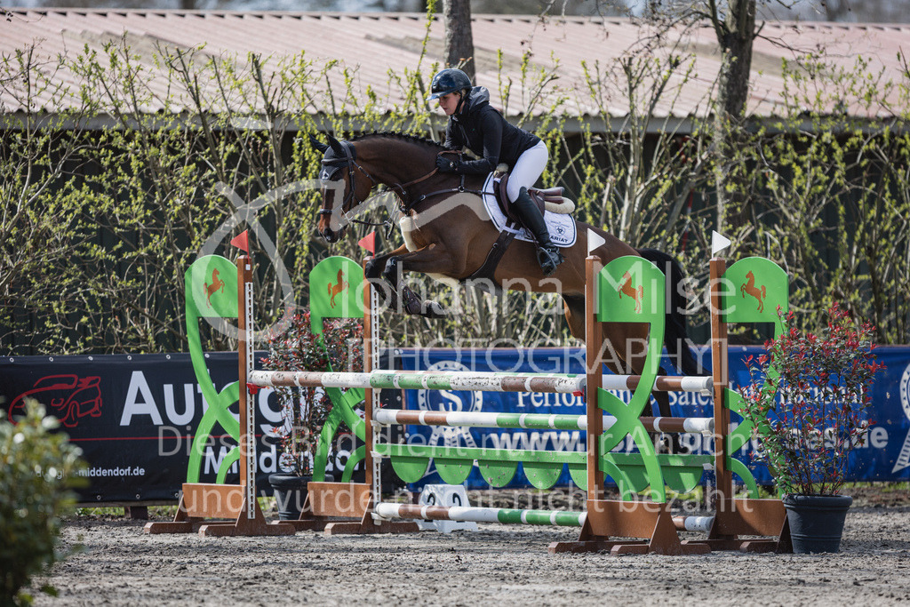 230411_Mühlen_03SprPf-L-441 | Deine schönsten Turniermomente als professionelle Fotos! Entdecke hochwertige Pferdesport-Fotografie im Online-Shop. Jetzt Fotos finden & bestellen!