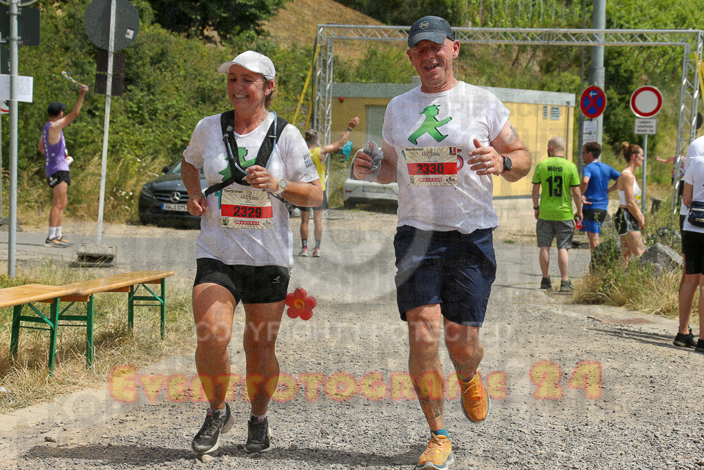 220618_1323_EX1_0463 | Sportfotografie im Rhein-Sieg Kreis, Köln, Bonn, NRW, Rheinland Pfalz, Hessen, etc. Unser Tätigkeitsfeld umfasst den Laufsport vom Volkslauf über den Marathon, Duathlon, Triathon bis zum Ultralauf wie Kölnpfad Ultra oder Schindertrail.