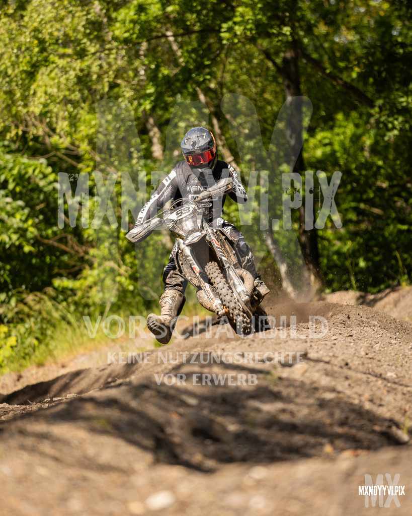 866A1072 | mxndyyvipix