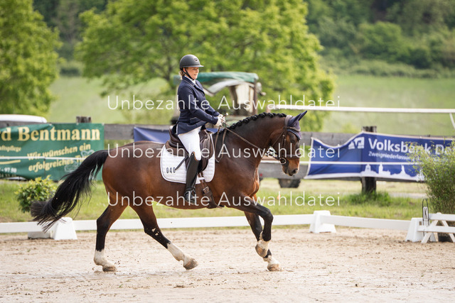Bad_Meinberg_07870 | saradresslerfotografie - Realisiert mit Pictrs.com