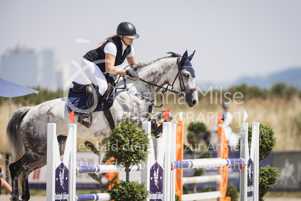 250628_PfSpTa_Youngster-M2-335 | Deine schönsten Turniermomente als professionelle Fotos! Entdecke hochwertige Pferdesport-Fotografie im Online-Shop. Jetzt Fotos finden & bestellen!
