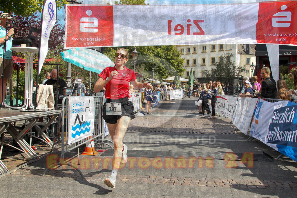 250824_1305_EV4_9843 | Sportfotografie im Rhein-Sieg Kreis, Köln, Bonn, NRW, Rheinland Pfalz, Hessen, etc. Unser Tätigkeitsfeld umfasst den Laufsport vom Volkslauf über den Marathon, Duathlon, Triathon bis zum Ultralauf wie Kölnpfad Ultra oder Schindertrail.