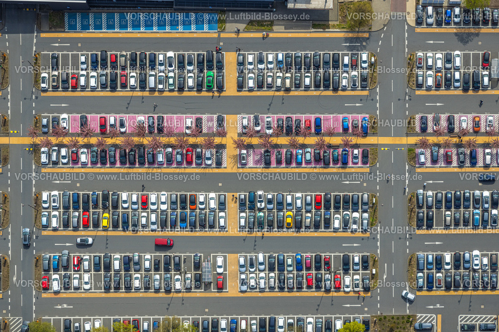 Bochum230403705 | Luftbild, Formen und Farben, Parkplätze am Ruhr Park Einkaufszentrum, Harpen, Bochum, Ruhrgebiet, Nordrhein-Westfalen, Deutschland