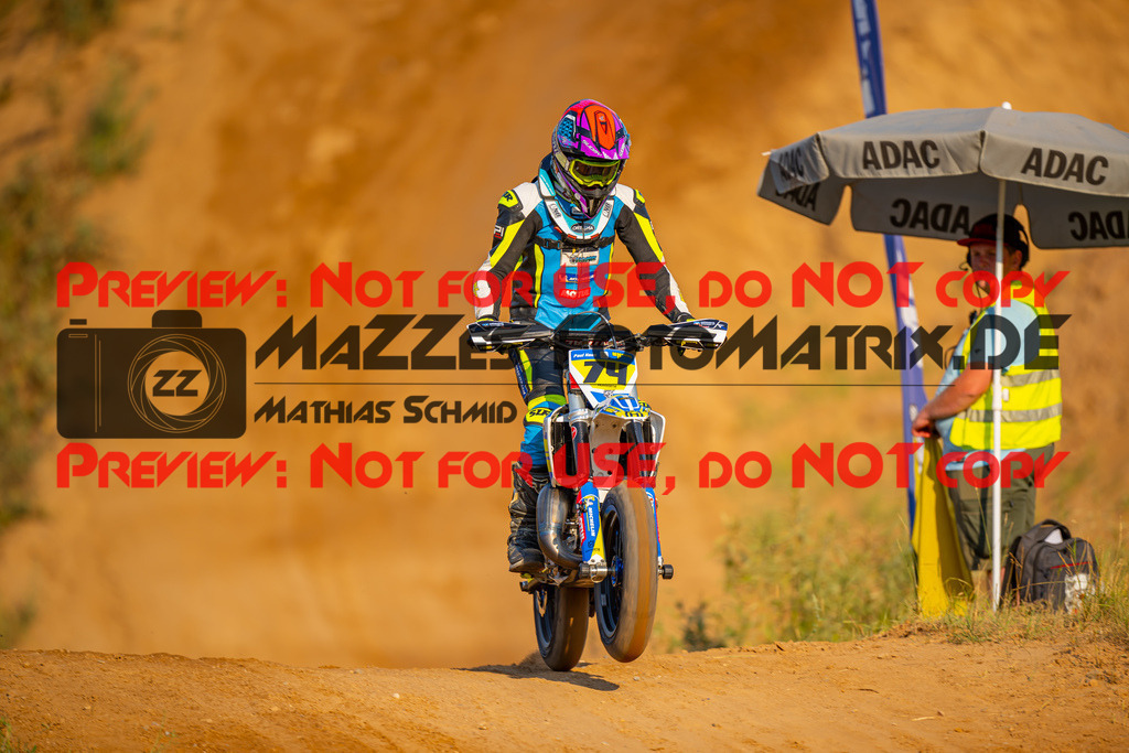 MaZZes-Fotomatrix-20260815-598788 | ROOKIES