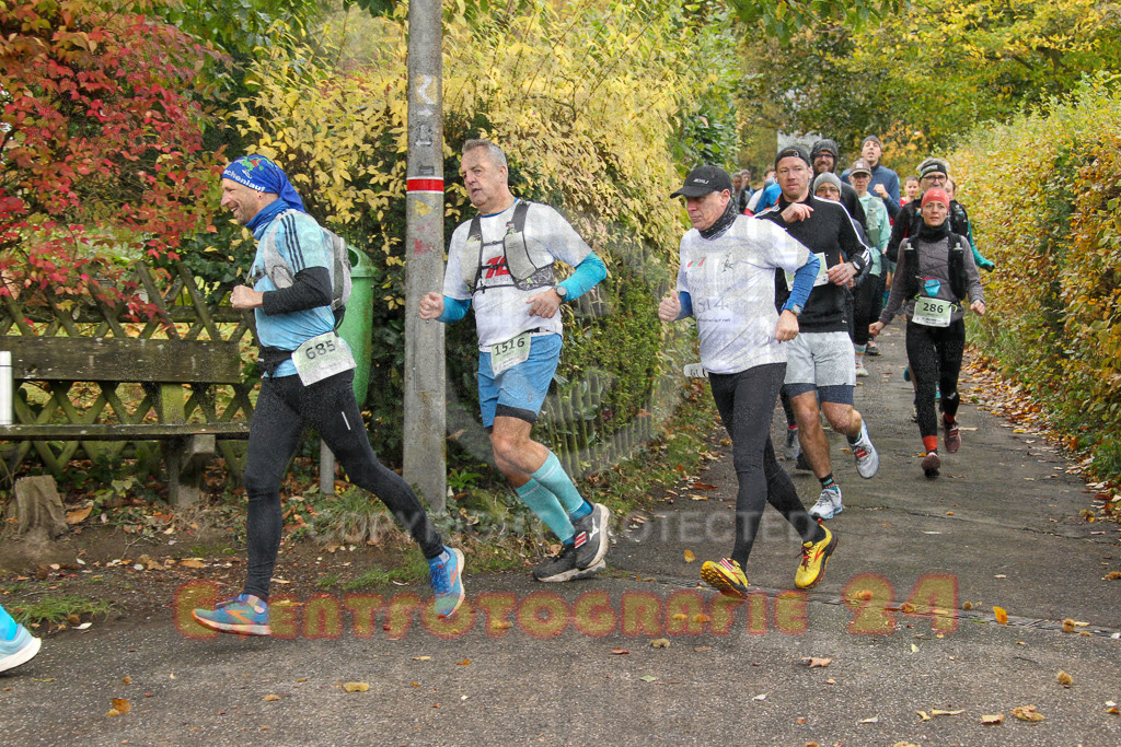 251026_1006_EV4_4200 | Sportfotografie im Rhein-Sieg Kreis, Köln, Bonn, NRW, Rheinland Pfalz, Hessen, etc. Unser Tätigkeitsfeld umfasst den Laufsport vom Volkslauf über den Marathon, Duathlon, Triathon bis zum Ultralauf wie Kölnpfad Ultra oder Schindertrail.