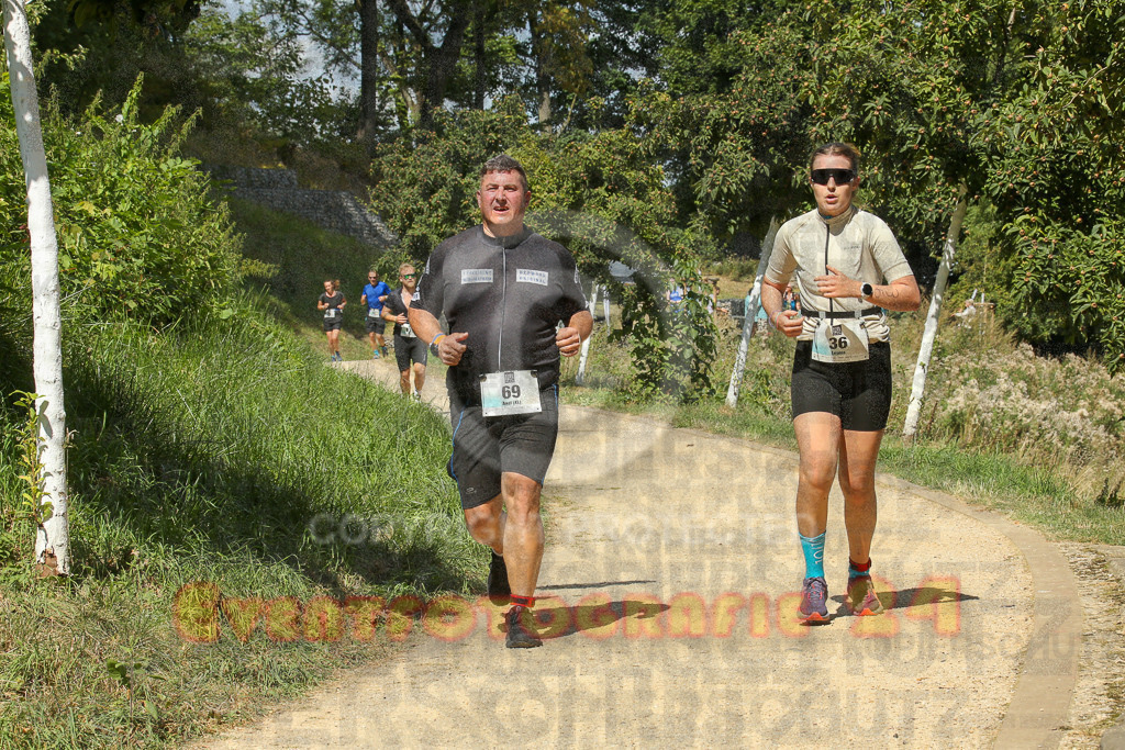 250824_1238_EX1_0003 | Sportfotografie im Rhein-Sieg Kreis, Köln, Bonn, NRW, Rheinland Pfalz, Hessen, etc. Unser Tätigkeitsfeld umfasst den Laufsport vom Volkslauf über den Marathon, Duathlon, Triathon bis zum Ultralauf wie Kölnpfad Ultra oder Schindertrail.