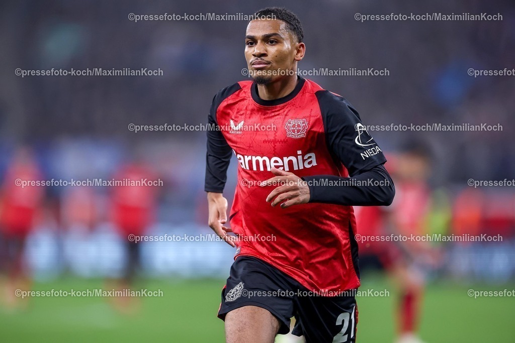 B0428032501082 | 28.03.2025, Fußball, Bayer 04 Leverkusen - VfL Bochum, 1. Fußball Bundesliga, 27. Spieltag, BayArena, Saison 2024 2025: Torjubel nach dem Tor zum 3:1 durch Torschütze Amine Adli (Bayer04 Leverkusen #21) DFB regulations prohibit any use of photographs as image sequences and or quasi-video.