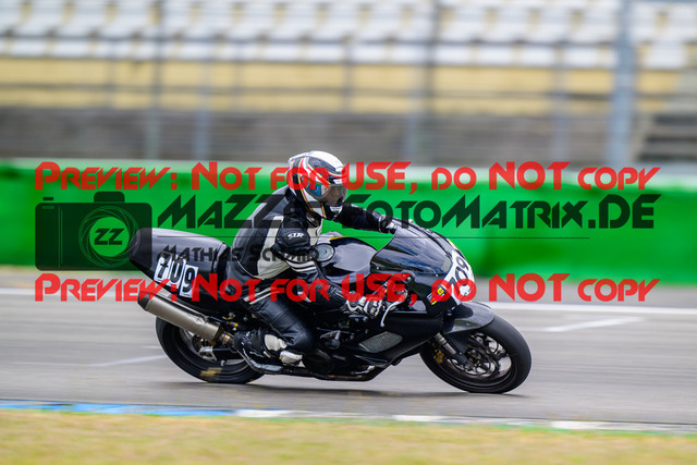 MaZZes_FotoMatrix_240615_6007705_0526 | GELB