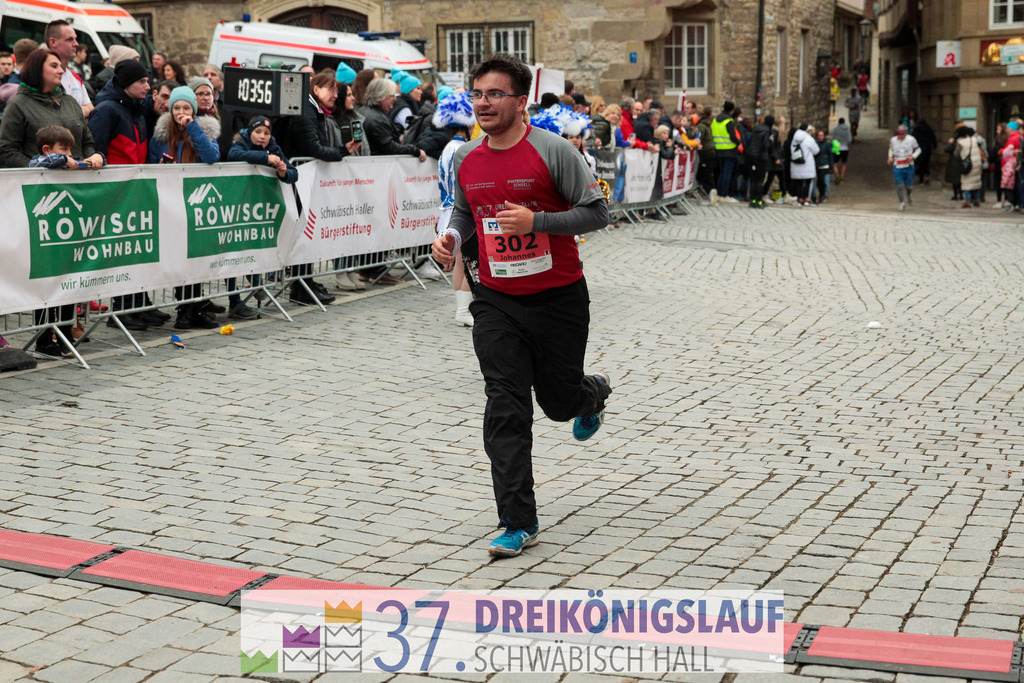 VR Bank Hauptlauf 10000m | 3 Koenigslauf 2023 - Realisiert mit Pictrs.com