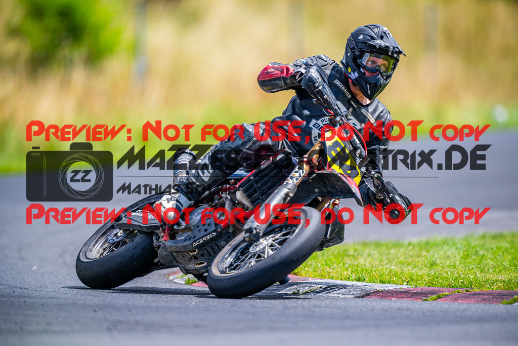 MaZZes_FotoMatrix_240713_6007705_8058 | S1