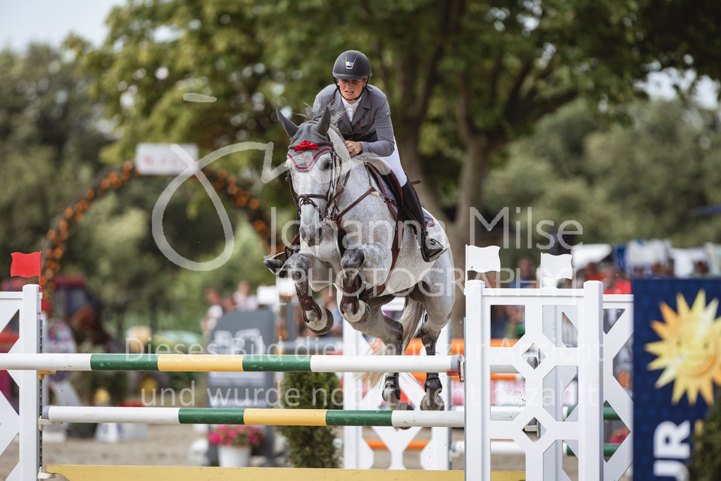 240714_BHO_GroßerPreis-663 | Deine schönsten Turniermomente als professionelle Fotos! Entdecke hochwertige Pferdesport-Fotografie im Online-Shop. Jetzt Fotos finden & bestellen!