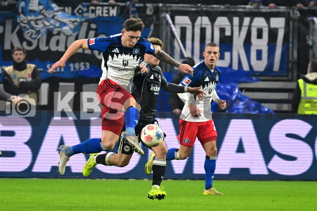 KBS Picture_HSV-Frankfurt_037 | v.v. Remberg Nicolai (HSV) , Doan Ritsu (Eintr. Frankfurt) ,Sportplatz :  Volksparkstadion, - Realisiert mit Pictrs.com