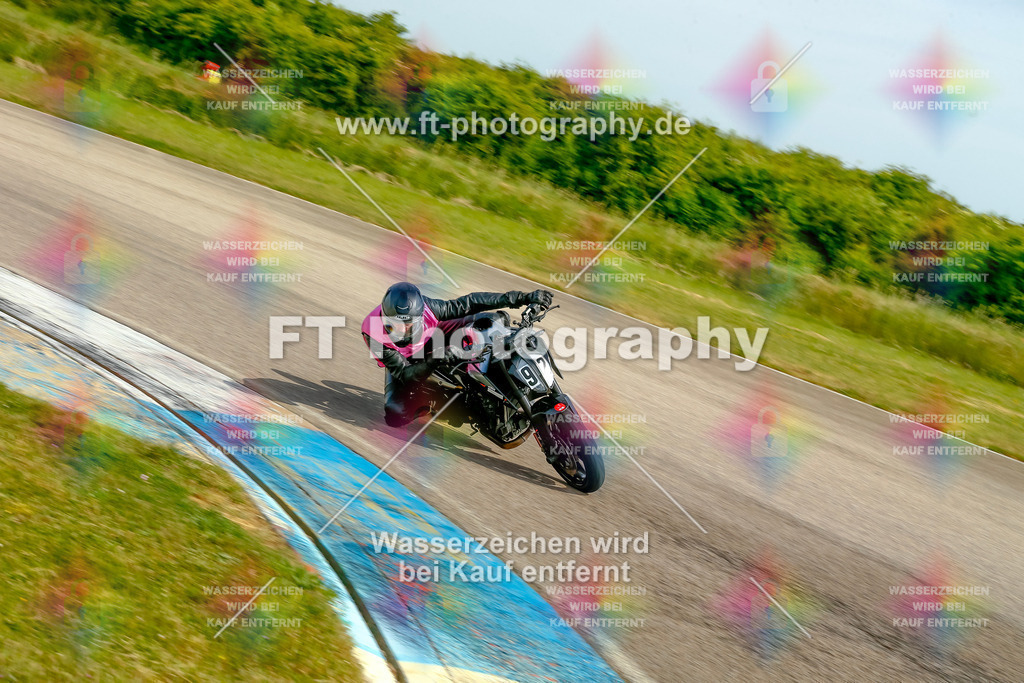 _MOT1135 | Hier findet Ihr Bilder von Touristenfahrten auf der Nürburgring Nordschleife oder von anderen Veranstaltungen die ich besucht habe. Viel Spass beim Durch Schauen 