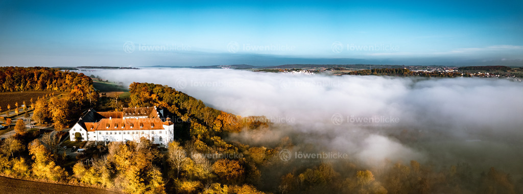 Schloss Filseck über Nebel | löwenblicke | shop