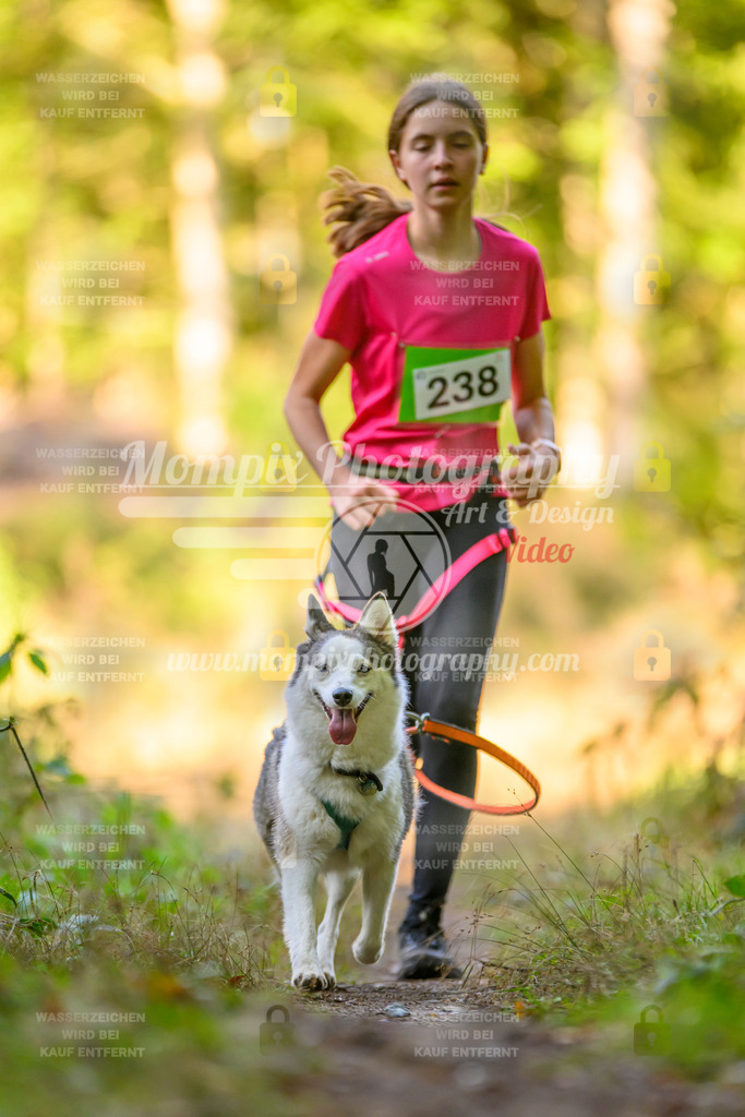 MompixPhotography_Yens2025_B3-171 | PayLife