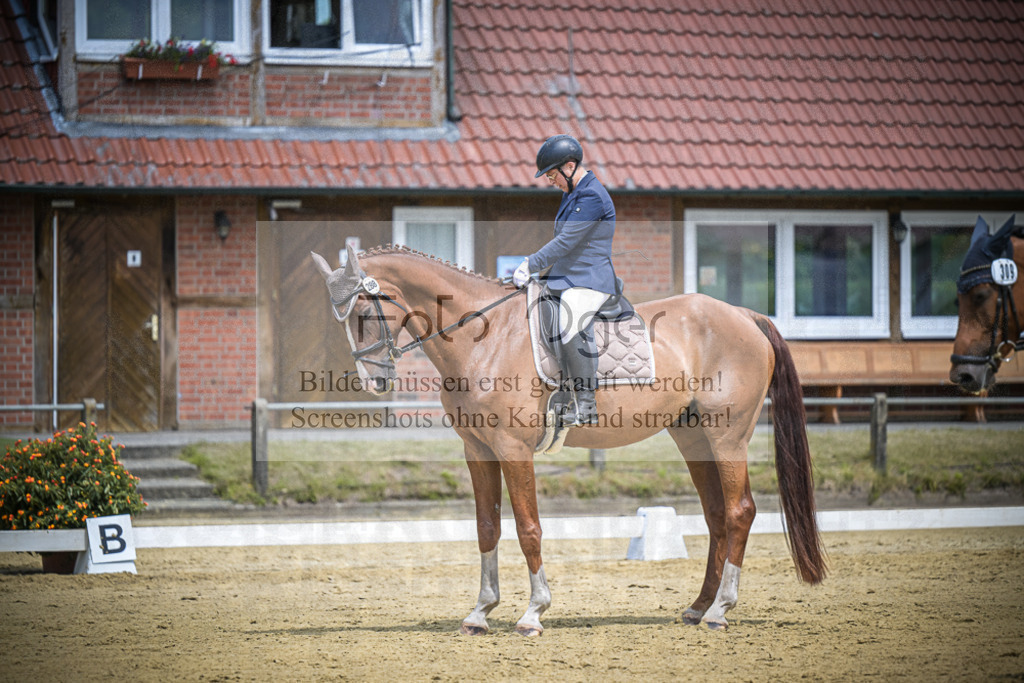 DOS_1266 | Entdecke hochwertige Reitturnierfotos von Foto Oger. Professionell, emotional und authentisch – jetzt Lieblingsmomente im Shop bestellen.Deutschlandweite Turnierfotografie. - Realisiert mit Pictrs.com