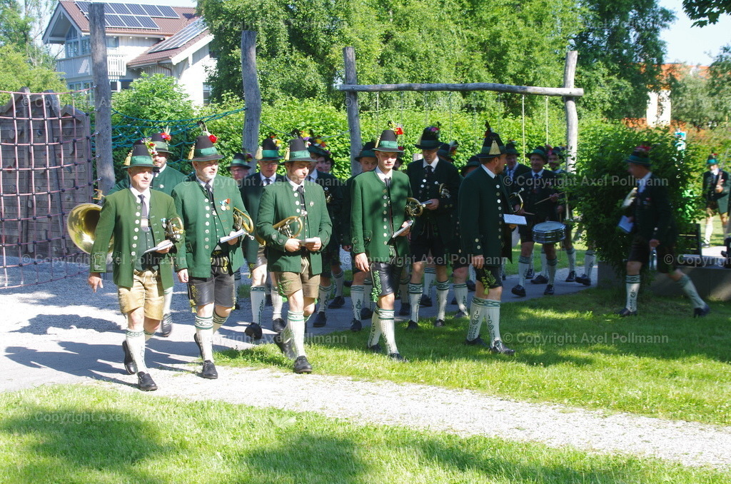 IMGP2944 | fotografiert von Axel PollmannLeonhardi Wallfahrt Benediktbeuern und Murnau, Fronleichnam, Fasching, Landschaft im Loisachtal und Benediktbeuern  - Realisiert mit Pictrs.com
