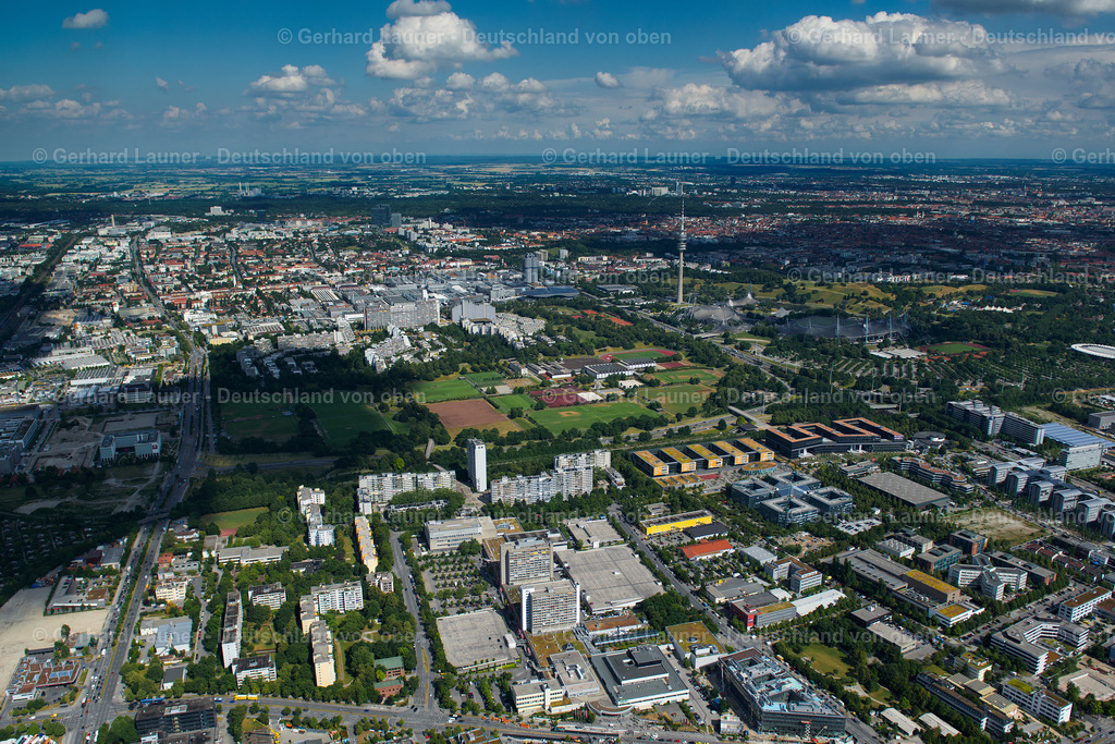 9000045 | Blick über Moosach zum  Olympia Park, München