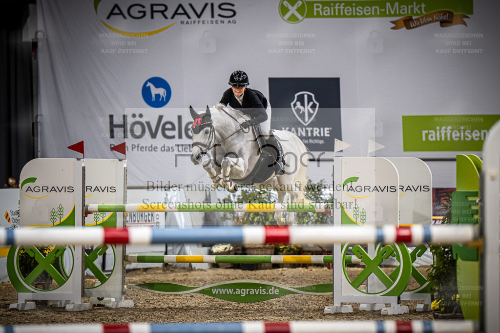 DOS_2088 | Entdecke hochwertige Reitturnierfotos von Foto Oger. Professionell, emotional und authentisch – jetzt Lieblingsmomente im Shop bestellen. - Realisiert mit Pictrs.com