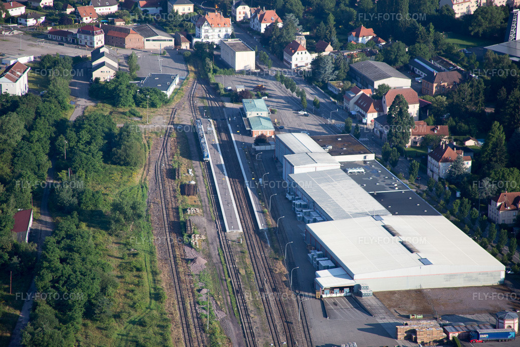 Aerial view: CFGV - Caves de Wissembourg in Wissembourg in the state Bas-Rhin, France. – Photo: IMG_089940.jpg taken on 06/26/2016 by Werner Riehm/FLY-FOTO.com – Resolution of the original: 5472 x 3648 px – LES CAVES DE WISSEMBOURG - Production de vins à bulles