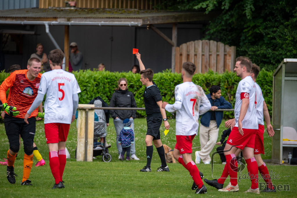 1. FC Ohmstede-SVE Wiefelstede | Herren Kreispokalfinale Jade-Weser-Hunte; 1.FC Ohmestede (gelb) - SVE Wiefelstede (weiß) am 16.06.2024; in Obenstrohe (Plaggenkrugstraße), Photo: Philip Eiben 2024 - Realisiert mit Pictrs.com