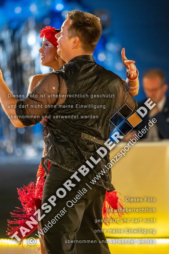 20260321-13367 | Hier finden Sie Tanz Bilder vom Latein und Standard Formationen tanzen. Sportbilder vom Tanzsport. Schöne Fotos und von Weltmeisterschaft, Europameisterschaft, Bundesliga, Regionalliga, Oberliga und Landesliga sowie von GOC Stuttgart, DanceComp, WM Bremen