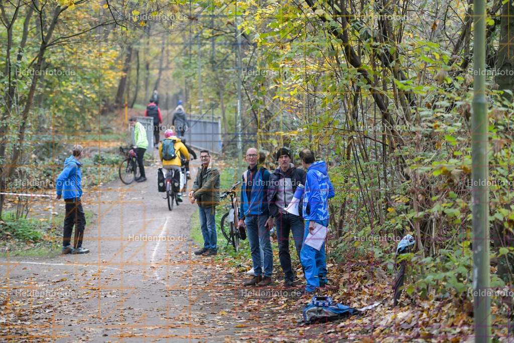 Neusser Erftlauf 2025  | 15km Neusser Erftlauf 2025 Foto: Heldenfoto.de