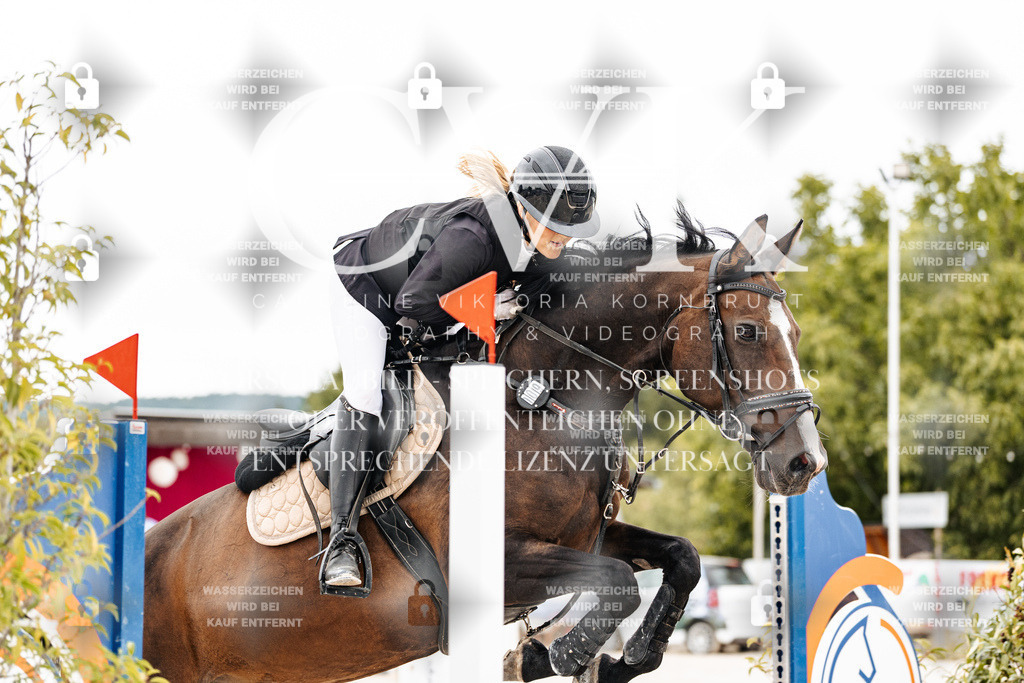 CK906351 | Turnierfotografie Pferdefotografie Trier Rheinland-Pfalz Pferdesport Reitsport Tierfotografie Sportfotografie Pferdevideo Pferdevideografie Equestrianvideography equestrianphotography  - Realisiert mit Pictrs.com