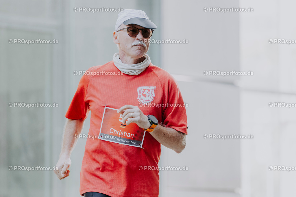 240825_Treppenlauf-111 | Professionelle Fotos Ihrer Laufsportveranstaltung.