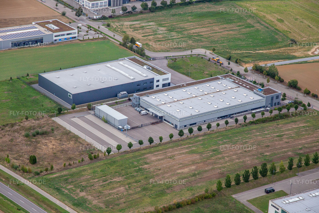 Luftbild: MAPAL ITS GmbH in Eppingen im Bundesland Baden-Württemberg in Deutschland.Foto: IMG_138686.jpg vom 16.09.2023 durch Werner Riehm/FLY-FOTO.deAuflösung des Originals: 5472 x 3648 pxMAPAL in Eppingen | MAPAL