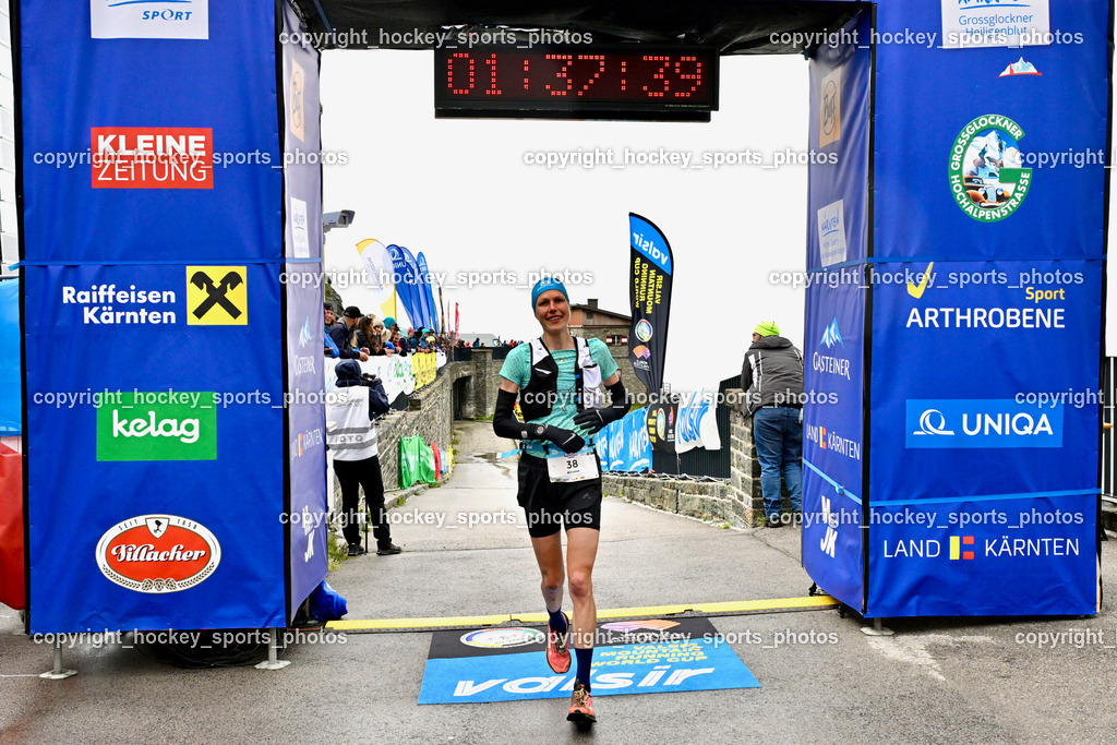 Großglockner Mountain Run | #38 de BAEY-RUSZIN Kirsten, Großglockner Mountain Run, Großglockner Mountain Run 2024 am 07.07.2024 in Heiligenblut (Großglockner), Austria, (Photo by Bernd Stefan)