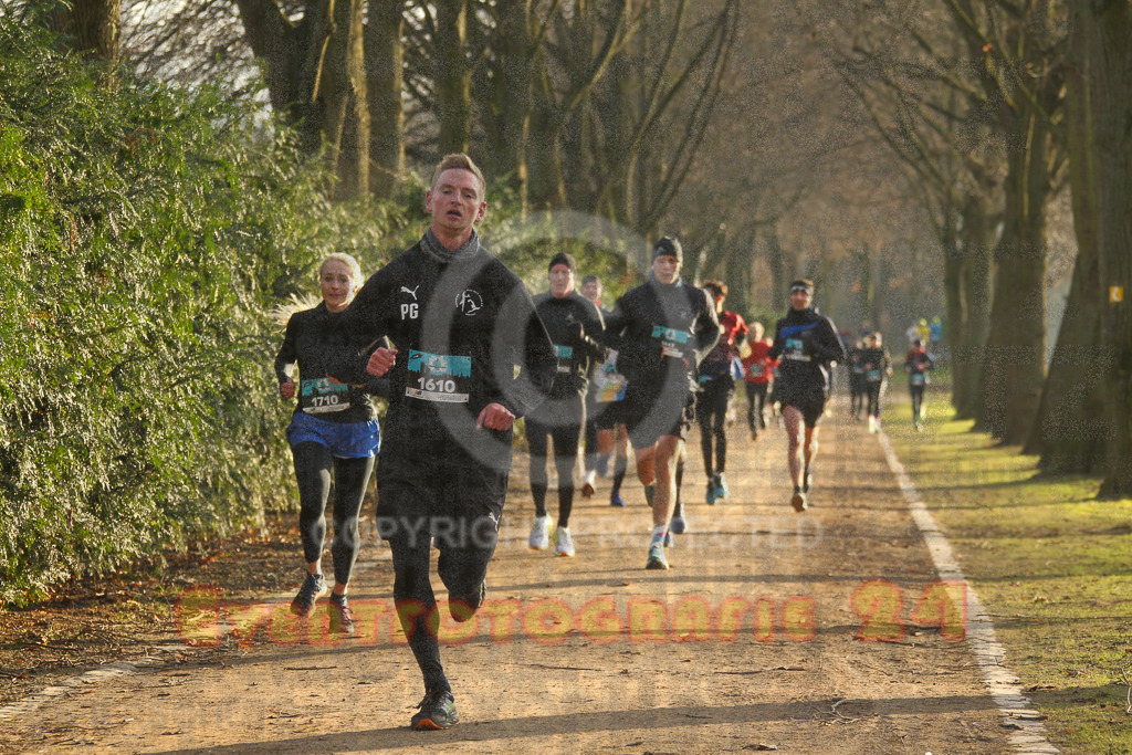 241231_1014_EV4_3523 | Sportfotografie im Rhein-Sieg Kreis, Köln, Bonn, NRW, Rheinland Pfalz, Hessen, etc. Unser Tätigkeitsfeld umfasst den Laufsport vom Volkslauf über den Marathon, Duathlon, Triathon bis zum Ultralauf wie Kölnpfad Ultra oder Schindertrail.