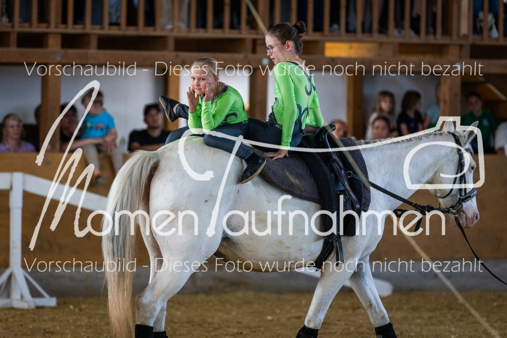 SS-Maxi-232 | MomenTaufnahmen Pferdesportfotos