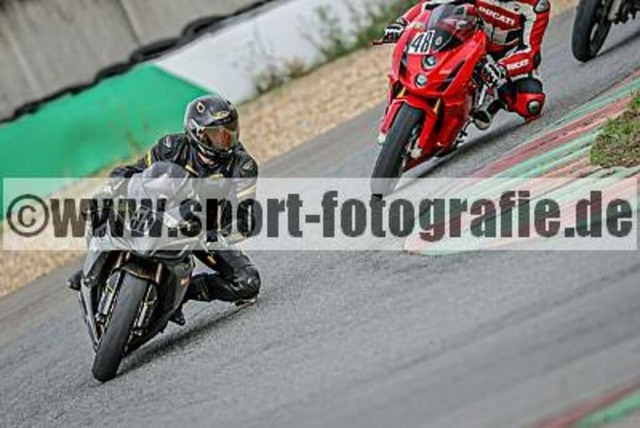 spof9400 | Professionelle Fotos von Sportveranstaltungen, aber auch Hochzeiten und anderen Events. - Realisiert mit Pictrs.com