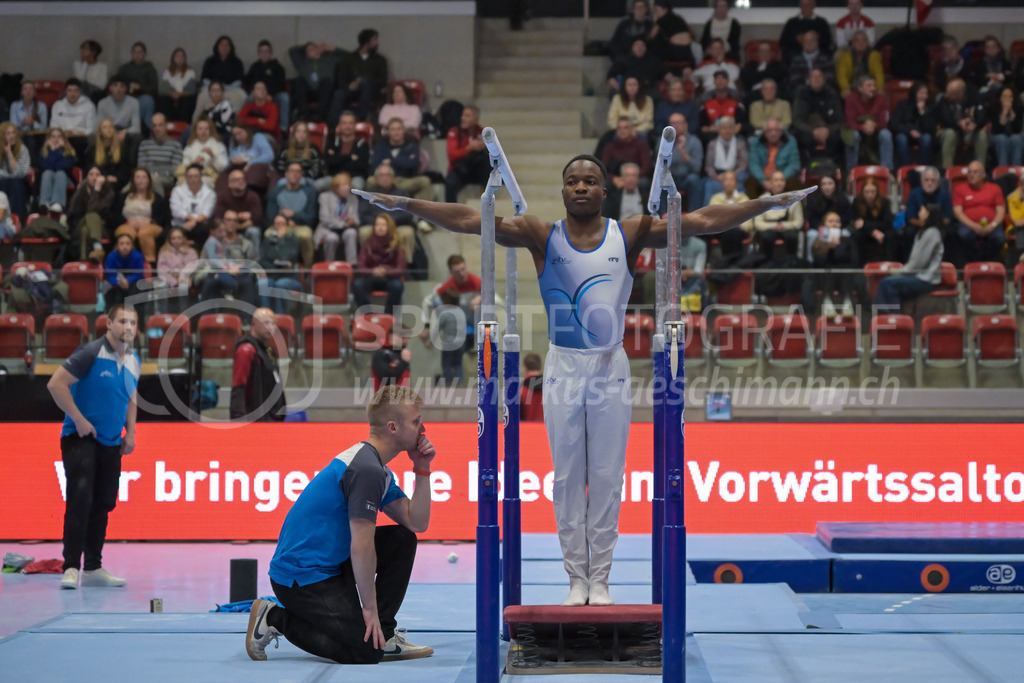 Schweizer Meisterschaften Kunstturnen Mannschaften Männer (A) - 22. November 2025 | Schweizer Meisterschaften Kunstturnen Mannschaften Männer (A)AXA Arena, WinterthurBild: Sportfotografie Markus Aeschimann | www.markus-aeschimann.ch - Realisiert mit Pictrs.com