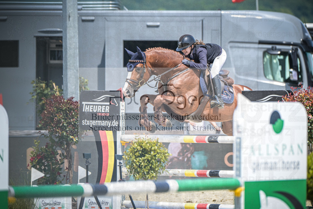 DOS_3379 | Entdecke hochwertige Reitturnierfotos von Foto Oger. Professionell, emotional und authentisch – jetzt Lieblingsmomente im Shop bestellen.Deutschlandweite Turnierfotografie. - Realisiert mit Pictrs.com