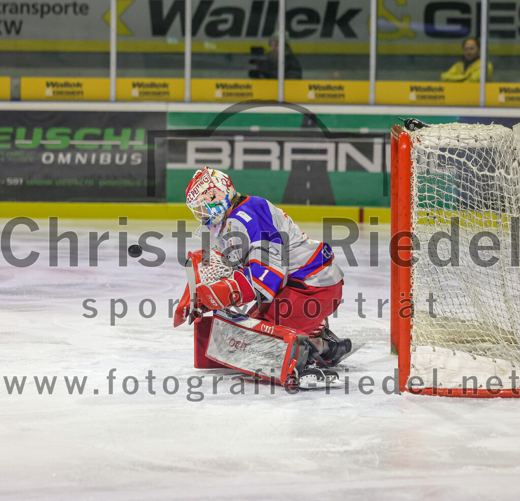 2026-02-15_027_TSV_Erding_gegen_EC_Peiting | Erding, Deutschland, 15.02.2026:Eishockey, Oberliga Süd 2025 / 2026, 47. Spieltag, TSV Erding gegen EC Peiting, Endergebnis: 4:5Torwart Tommi Steffen (EC Peiting, #1)Foto: Christian Riedel / fotografie-riedel.net