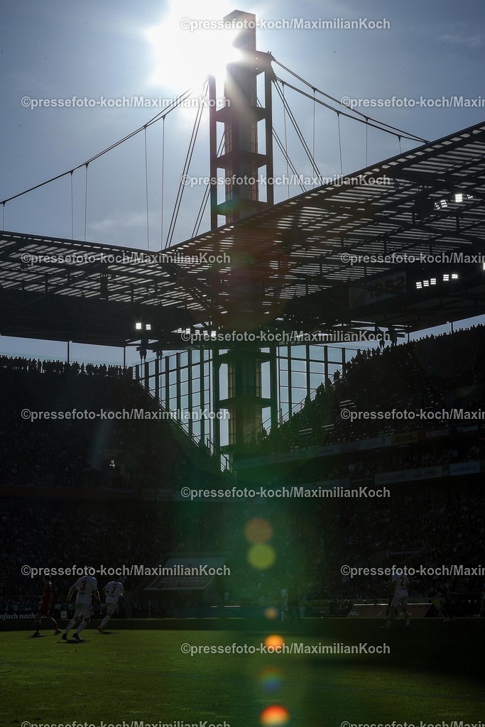 1FC23022502191 | 23.02.2025, Fußball, 1. FC Köln - Fortuna Düsseldorf, 2.. Fußball Bundesliga, 23. Spieltag, RheinEnergie-STADION, Saison 2024 2025: Gegenlichtaufnahme Gegenlicht Innenansicht Sonne Eckpfeiler Stadionimpression Backlight Feature Symbolbild Symbolfoto ArchitekturDFB regulations prohibit any use of photographs as image sequences and or quasi-video.