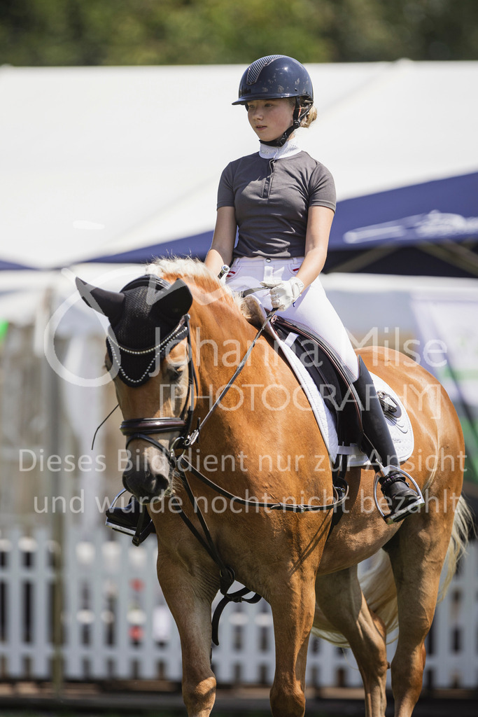 240720_LC_Reiter-WB-121 | Deine schönsten Turniermomente als professionelle Fotos! Entdecke hochwertige Pferdesport-Fotografie im Online-Shop. Jetzt Fotos finden & bestellen!