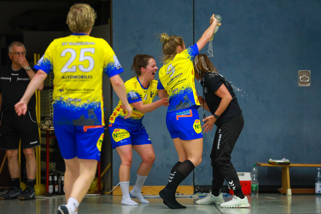 SVN_BorkenII_100525_166 | Bildergalerie von Sport-Ereignissen aber auch von weiteren spannenden Dingen - nicht nur vom Niederrhein. In Anlehnung an den bekannten Spruch von Hanns Dieter Hüsch heißt das Motto: "Niederrhein ist überall".  - Realisiert mit Pictrs.com